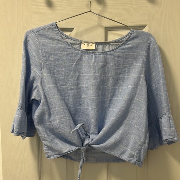 EVERLY Linen Blouse - Picture 2 of 3